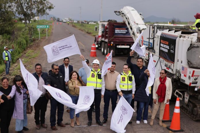 Bedolla Rehabilitación de carretera que conecta a Contepec y Maravatío