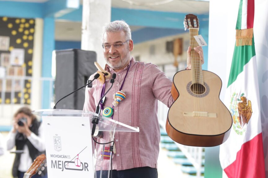 Bedolla y Mario Delgado