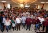 Liderazgos de Morena reconocen a Carlos Torres Piña durante asamblea informativa con comités seccionales en Zitácuaro